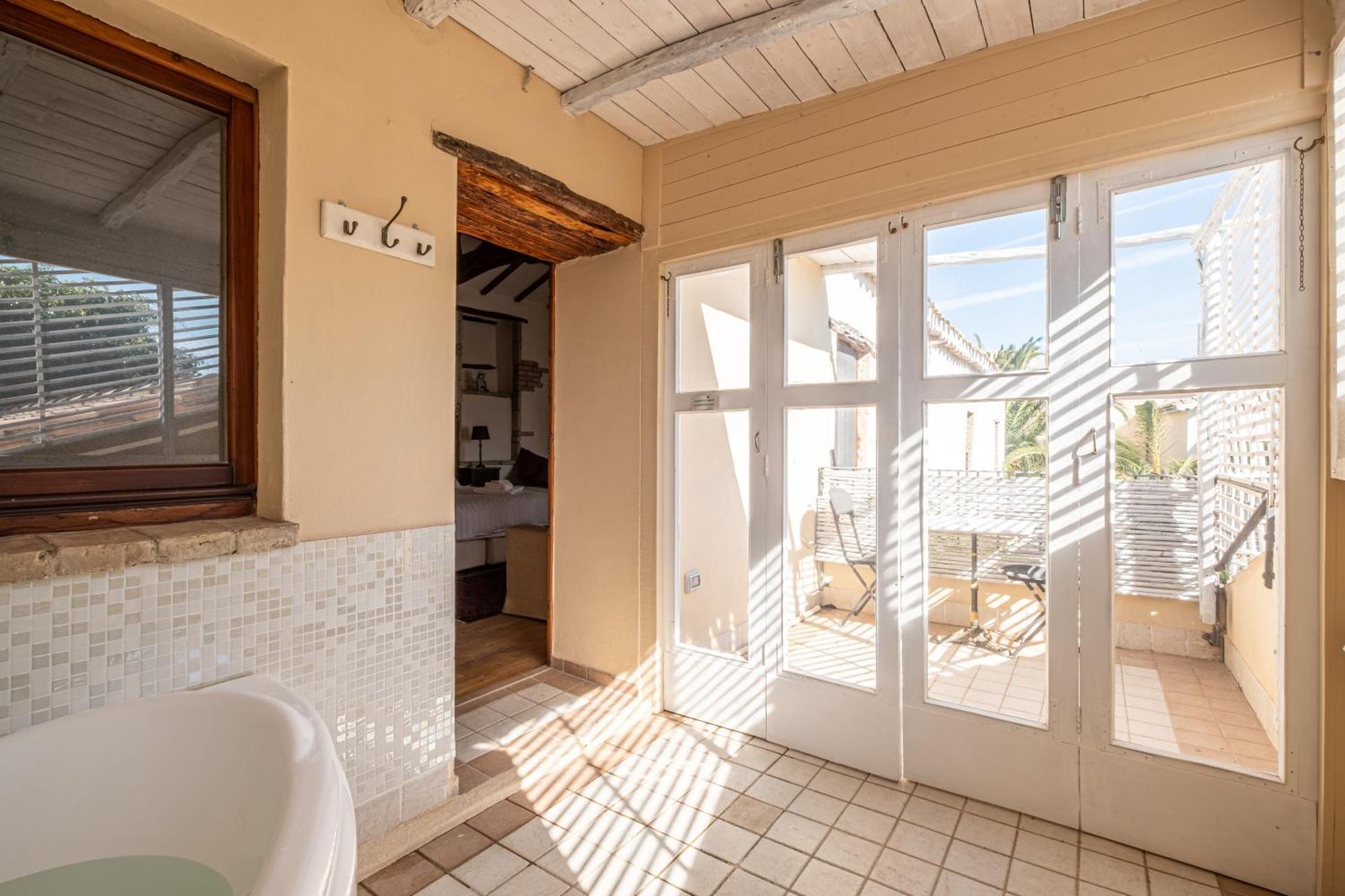 Corte Cristina & Suites Quartucciu Exteriör bild